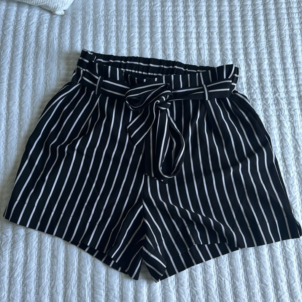 Striped paper bag high-waisted shorts